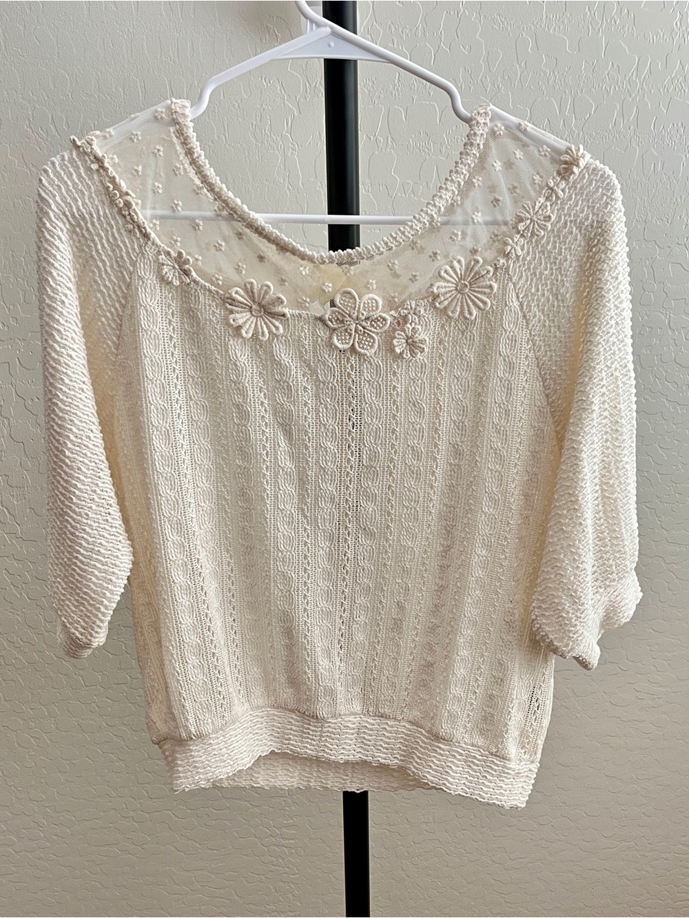 LIZ LISA Cream Crochet Floral Appliqué Scoop Neck Top